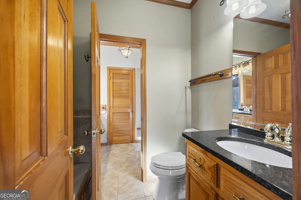 234 Chandlers Ferry DR Hartwell, GA 30643