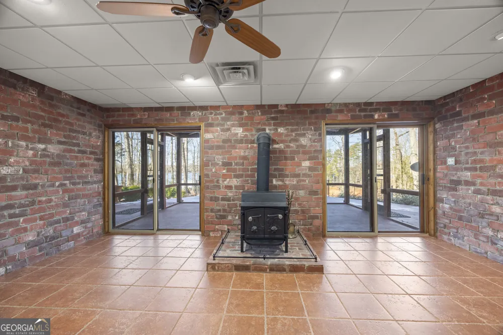234 Chandlers Ferry DR Hartwell, GA 30643