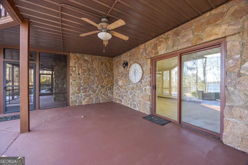 234 Chandlers Ferry DR Hartwell, GA 30643