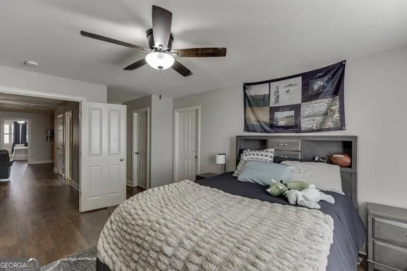 6965 Fellowship LN Flowery Branch, GA 30542