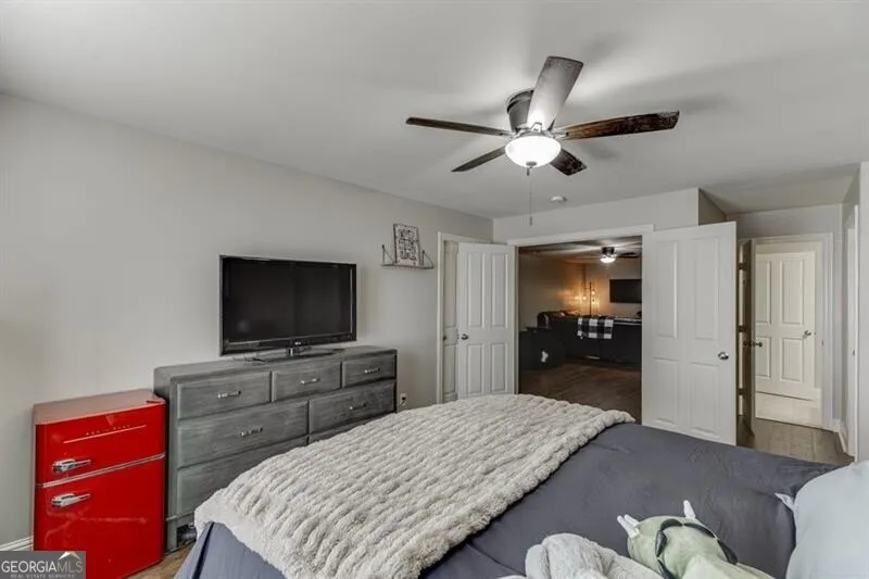 6965 Fellowship LN Flowery Branch, GA 30542