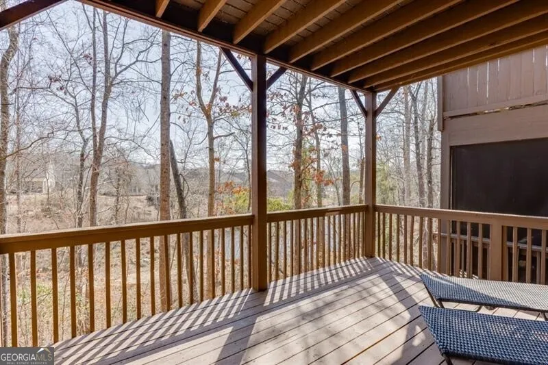 6965 Fellowship LN Flowery Branch, GA 30542