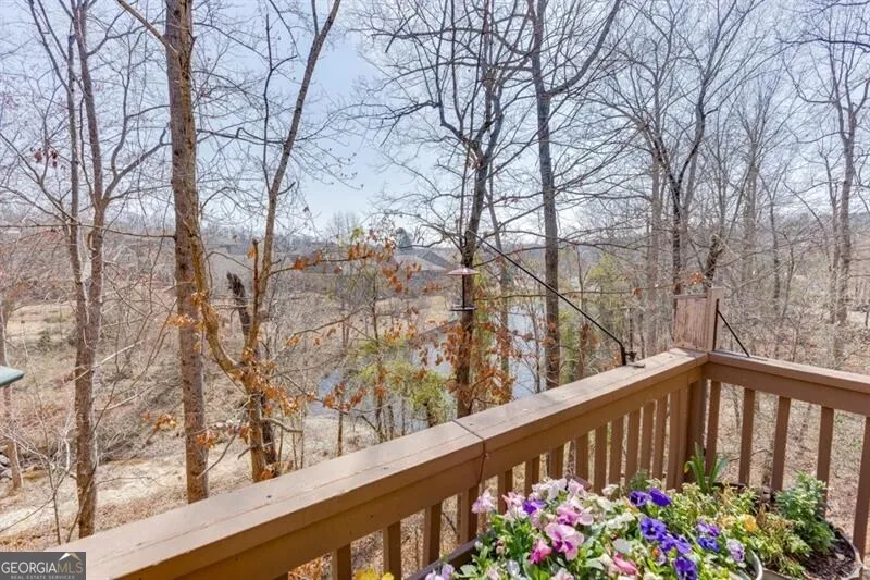 6965 Fellowship LN Flowery Branch, GA 30542