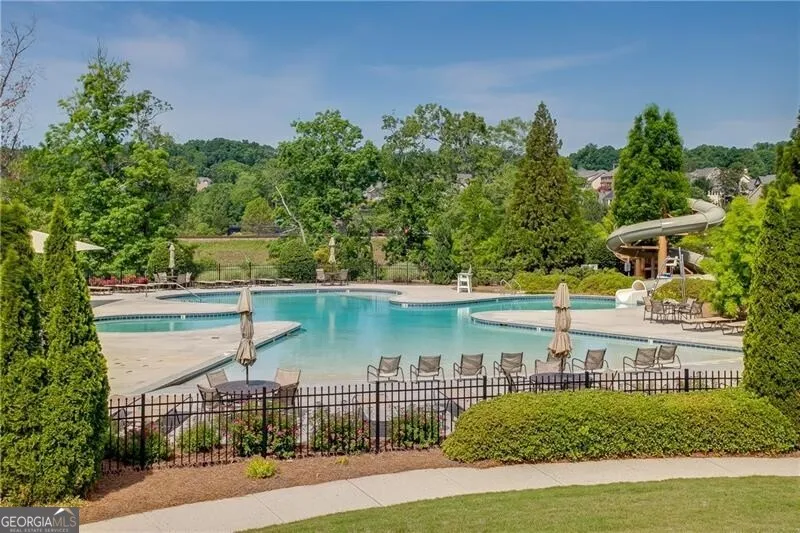 6965 Fellowship LN Flowery Branch, GA 30542
