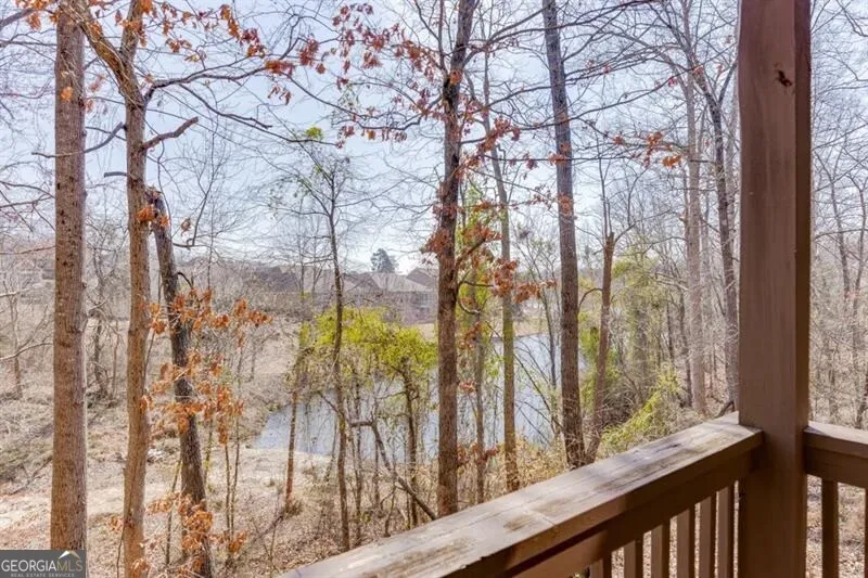 6965 Fellowship LN Flowery Branch, GA 30542