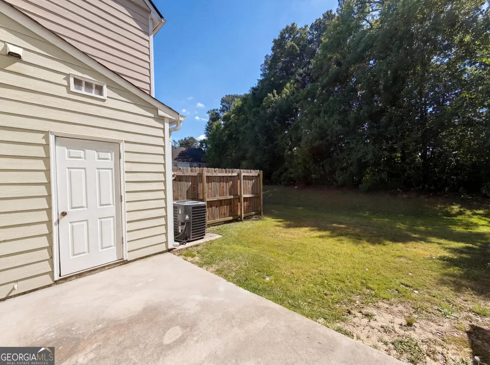7045 Brookview CRK Riverdale, GA 30274