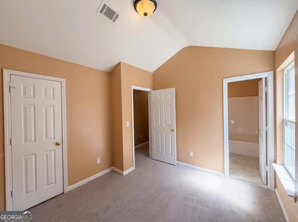 7045 Brookview CRK Riverdale, GA 30274
