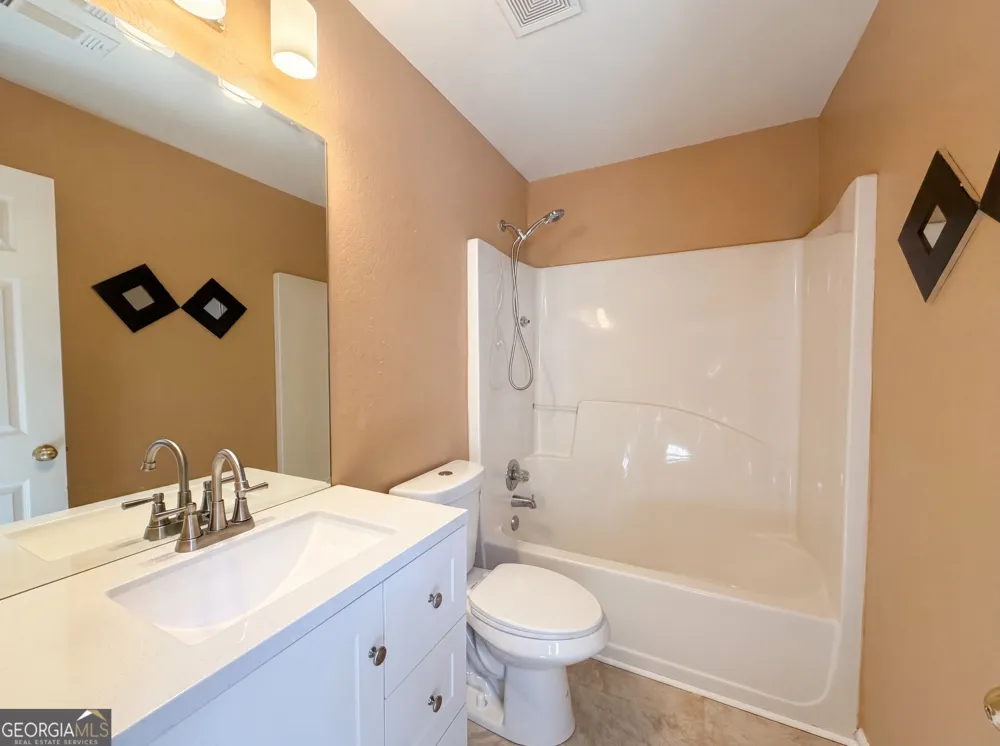 7045 Brookview CRK Riverdale, GA 30274