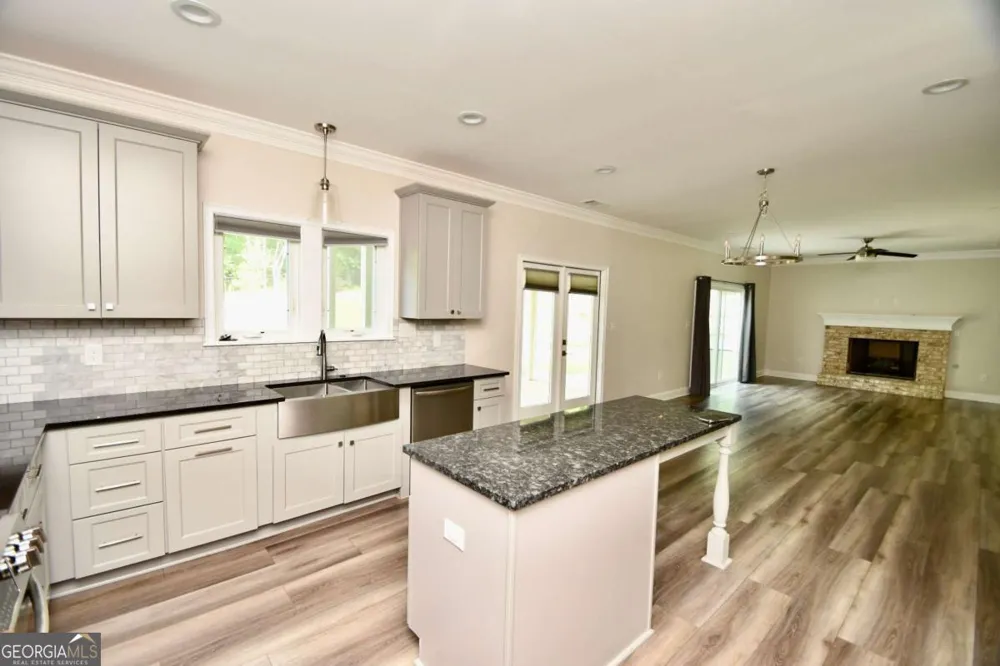 3065 Meadow Springs DR Watkinsville, GA 30677