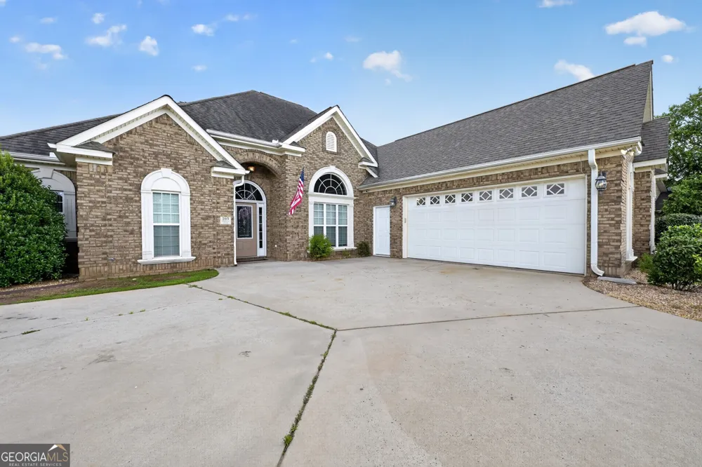 203 Pembroke PT Centerville, GA 31028