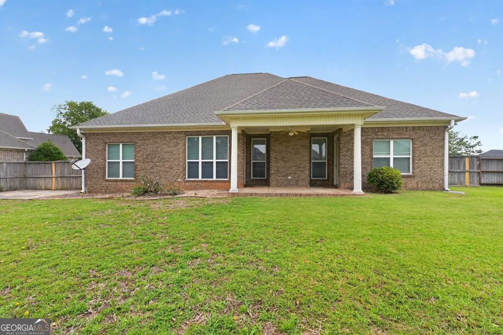 203 Pembroke PT Centerville, GA 31028