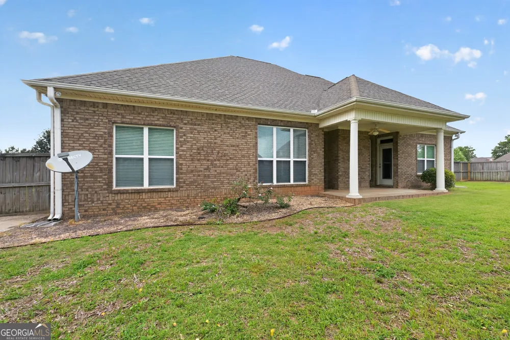 203 Pembroke PT Centerville, GA 31028