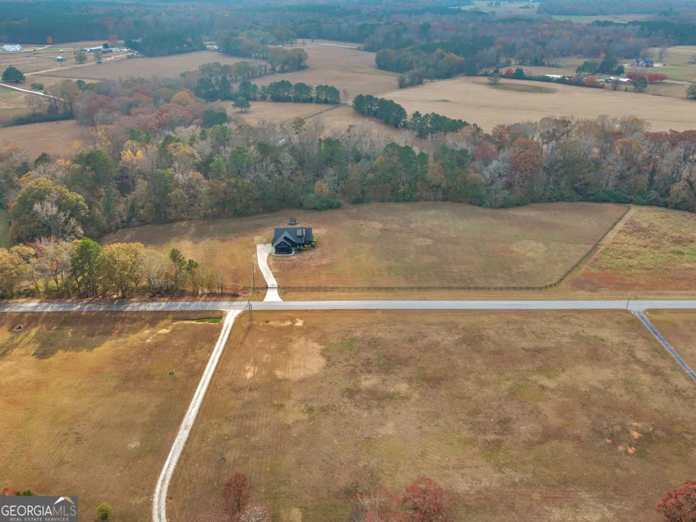 701 Marks RD Mansfield, GA 30055
