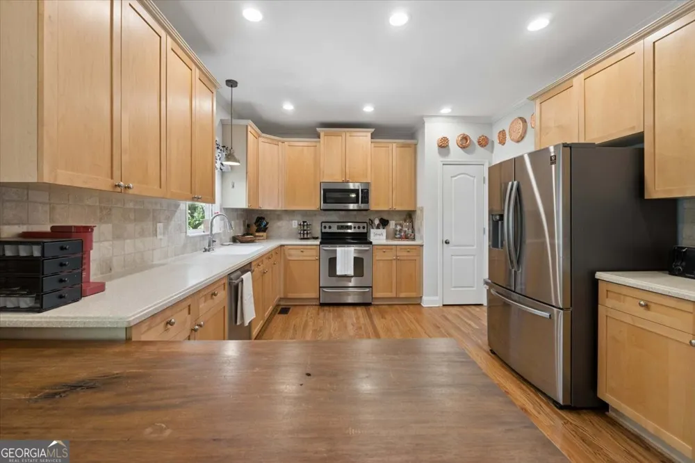 82 Albright CT Commerce, GA 30529