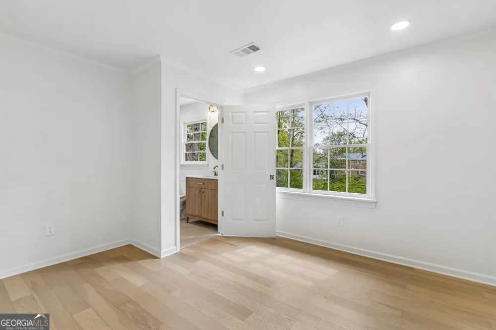 5124 Vermack RD Dunwoody, GA 30338