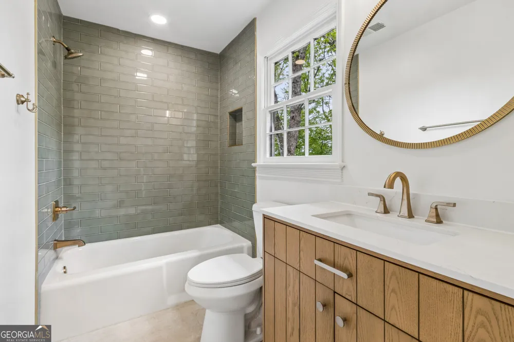 5124 Vermack RD Dunwoody, GA 30338