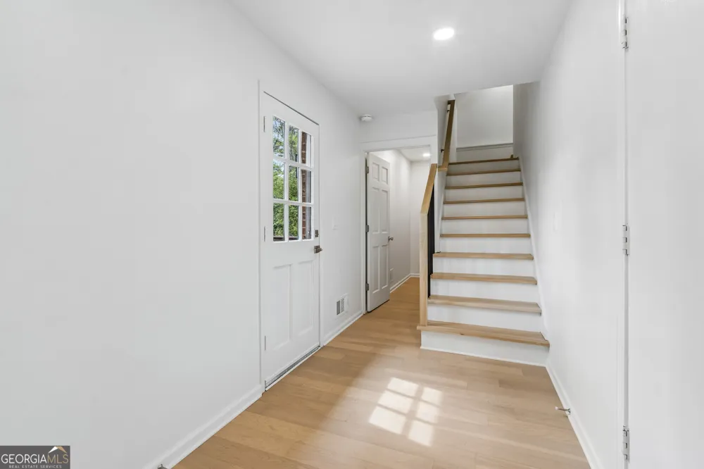 5124 Vermack RD Dunwoody, GA 30338