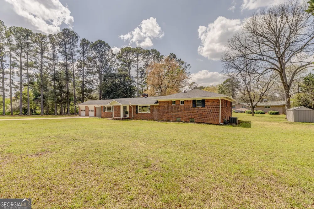 207 John Phillips RD Cedartown, GA 30125
