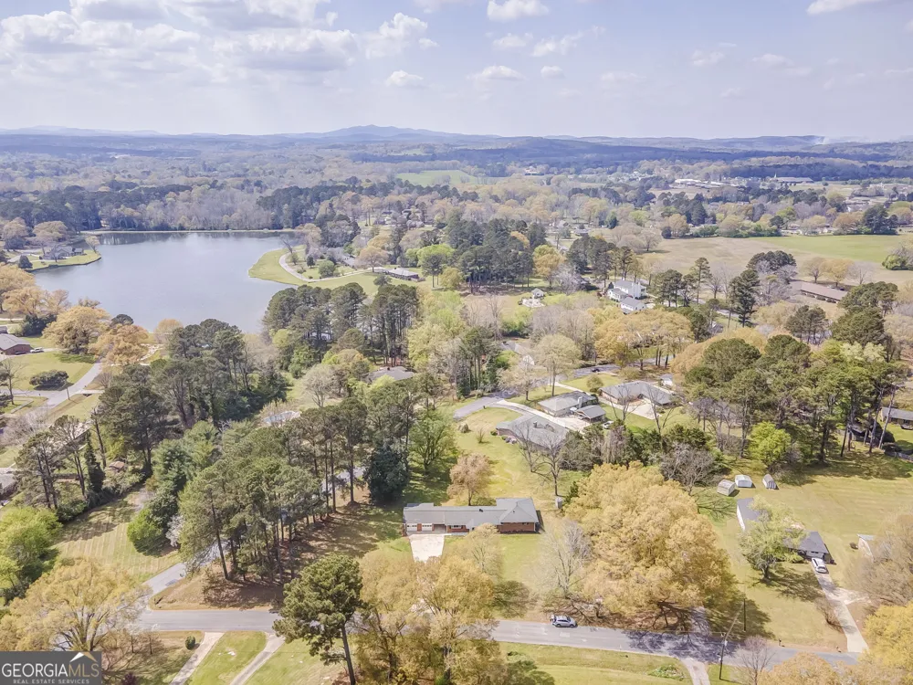 207 John Phillips RD Cedartown, GA 30125