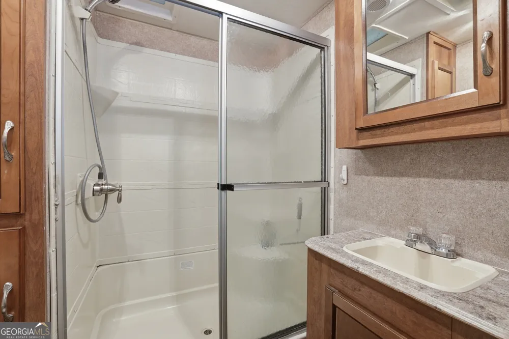 1052 Mountain Shadows DR Cleveland, GA 30528