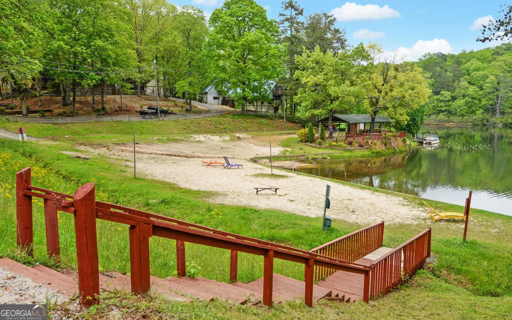 1052 Mountain Shadows DR Cleveland, GA 30528