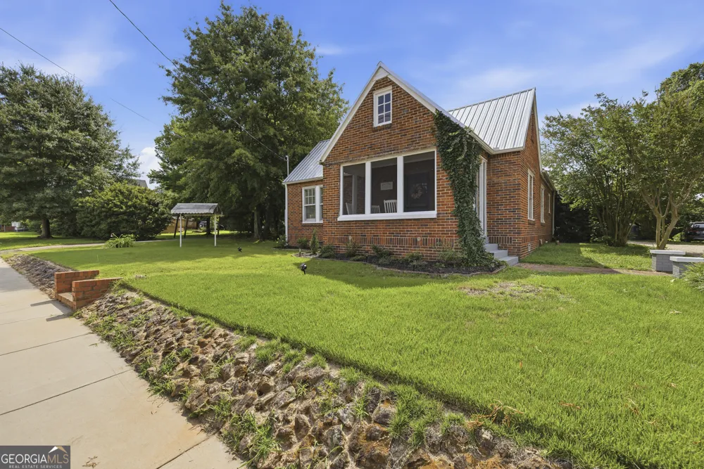274 S Cherokee RD Social Circle, GA 30025