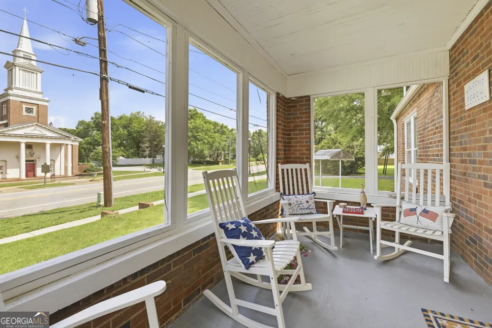 274 S Cherokee RD Social Circle, GA 30025