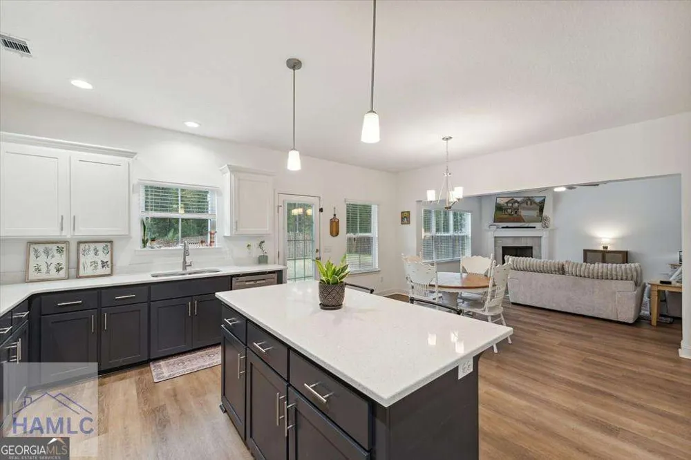 196 Richmond Pass Circle CIR Midway, GA 31320