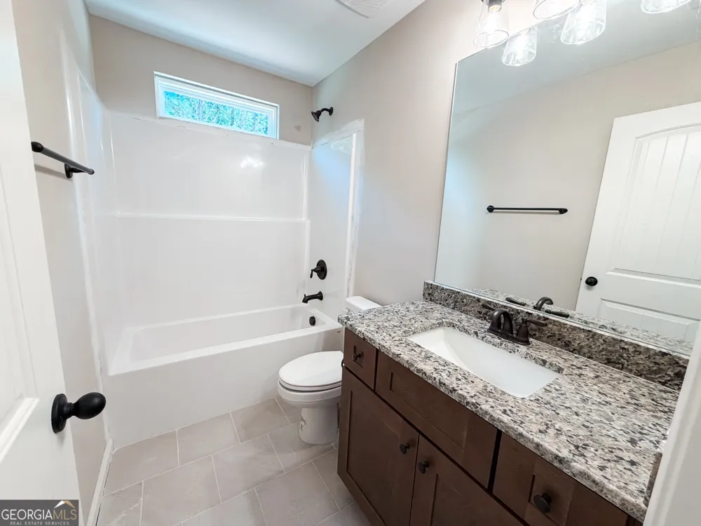 41 Commanche CIR Williamson, GA 30292