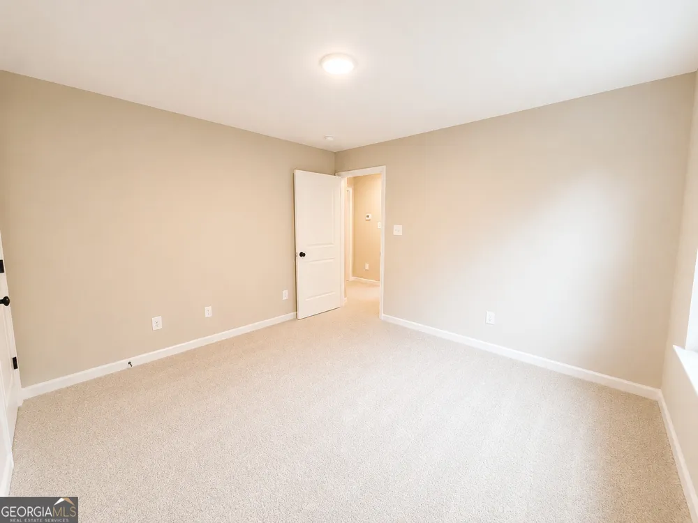 41 Commanche CIR Williamson, GA 30292