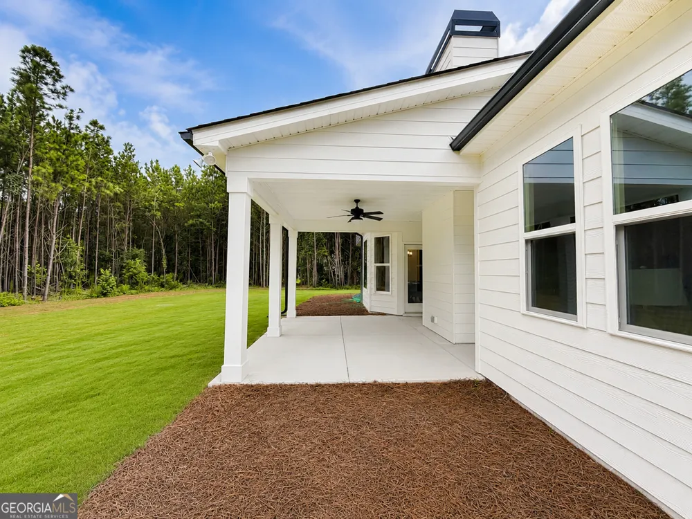 41 Commanche CIR Williamson, GA 30292