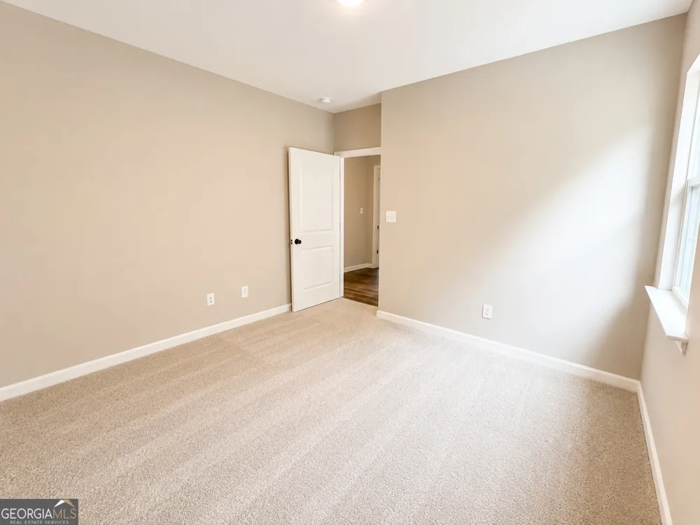 41 Commanche CIR Williamson, GA 30292