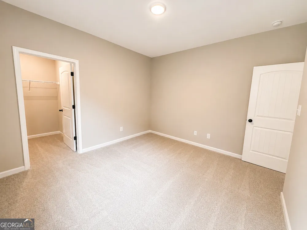 41 Commanche CIR Williamson, GA 30292