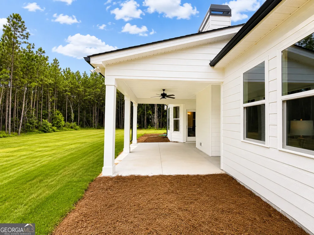 41 Commanche CIR Williamson, GA 30292