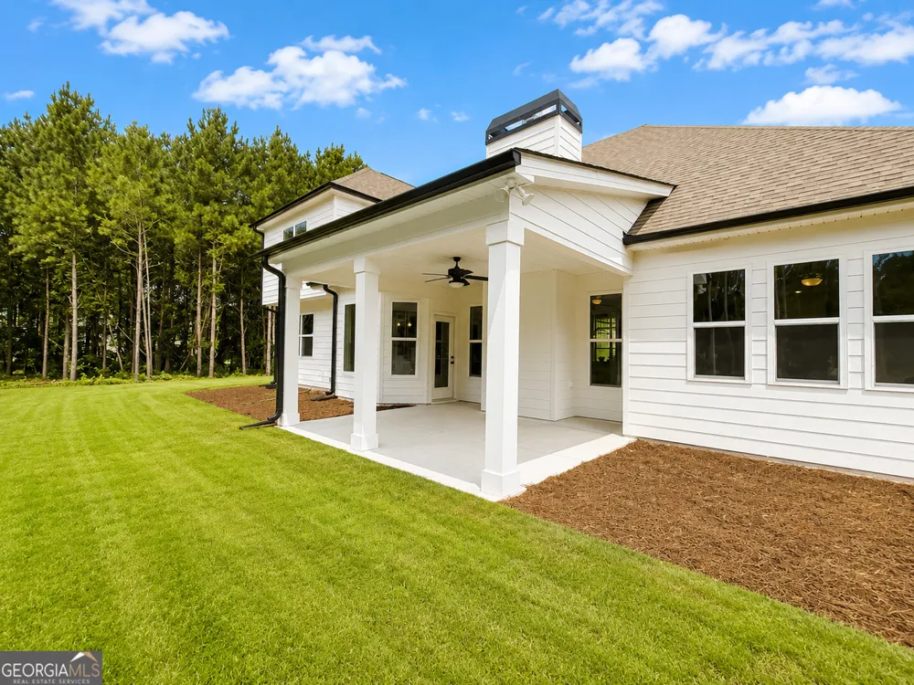 41 Commanche CIR Williamson, GA 30292