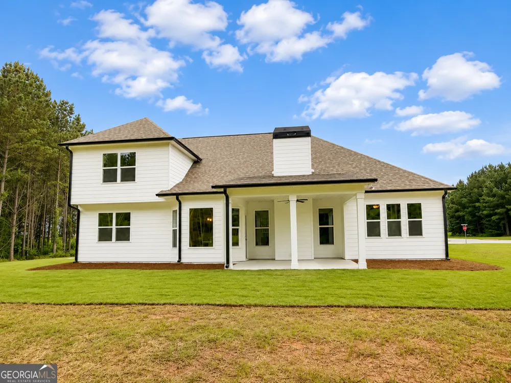 41 Commanche CIR Williamson, GA 30292