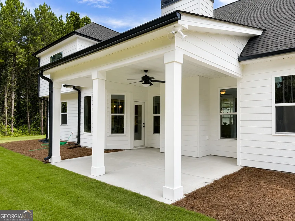 41 Commanche CIR Williamson, GA 30292