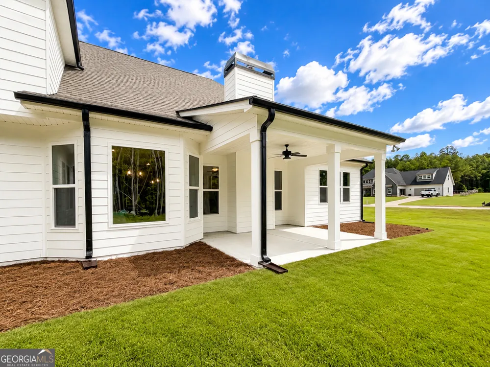 41 Commanche CIR Williamson, GA 30292