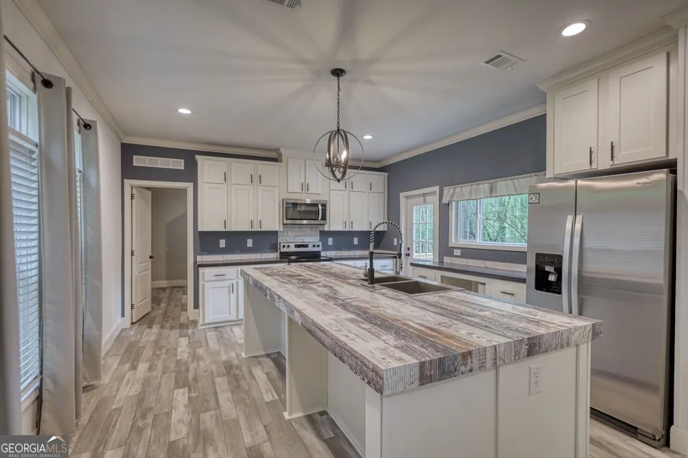 386 Sparta HWY NE Milledgeville, GA 31061