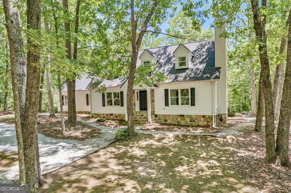 230 Haynes RD Moreland, GA 30259