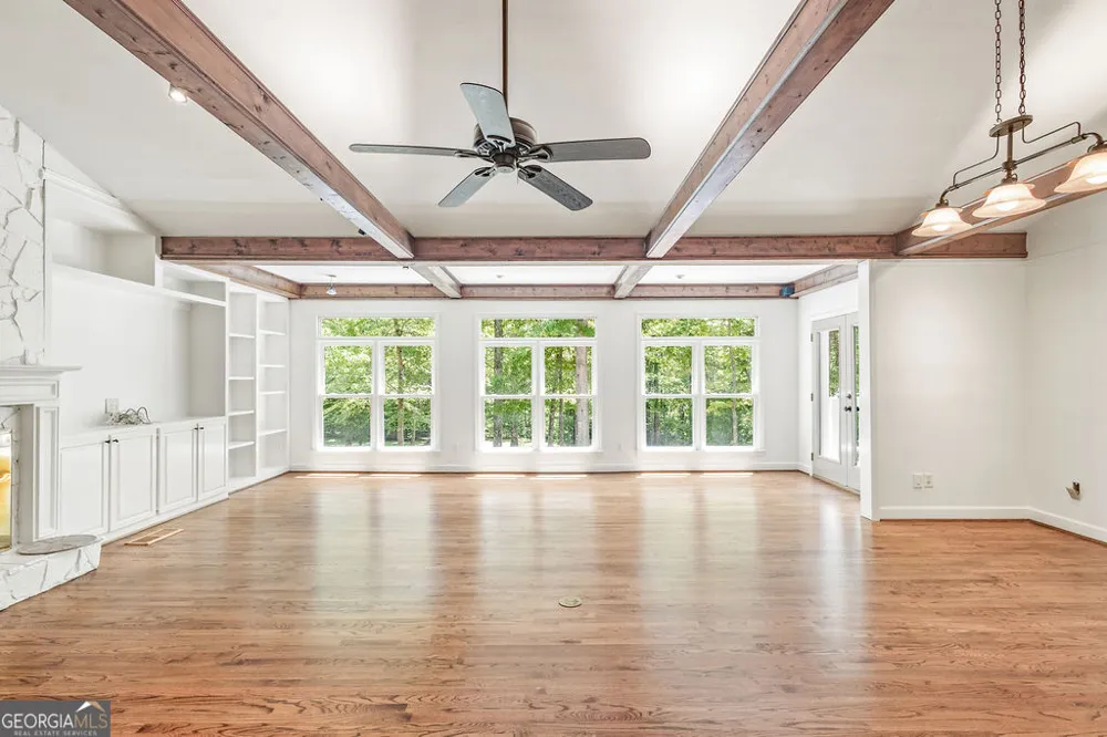 230 Haynes RD Moreland, GA 30259