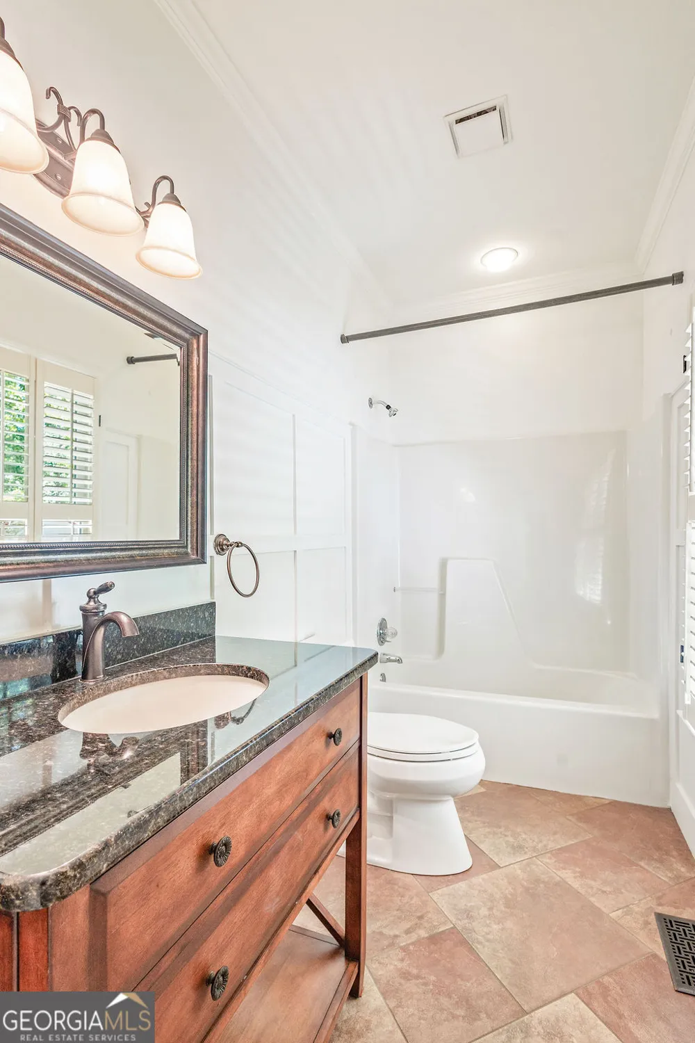 230 Haynes RD Moreland, GA 30259