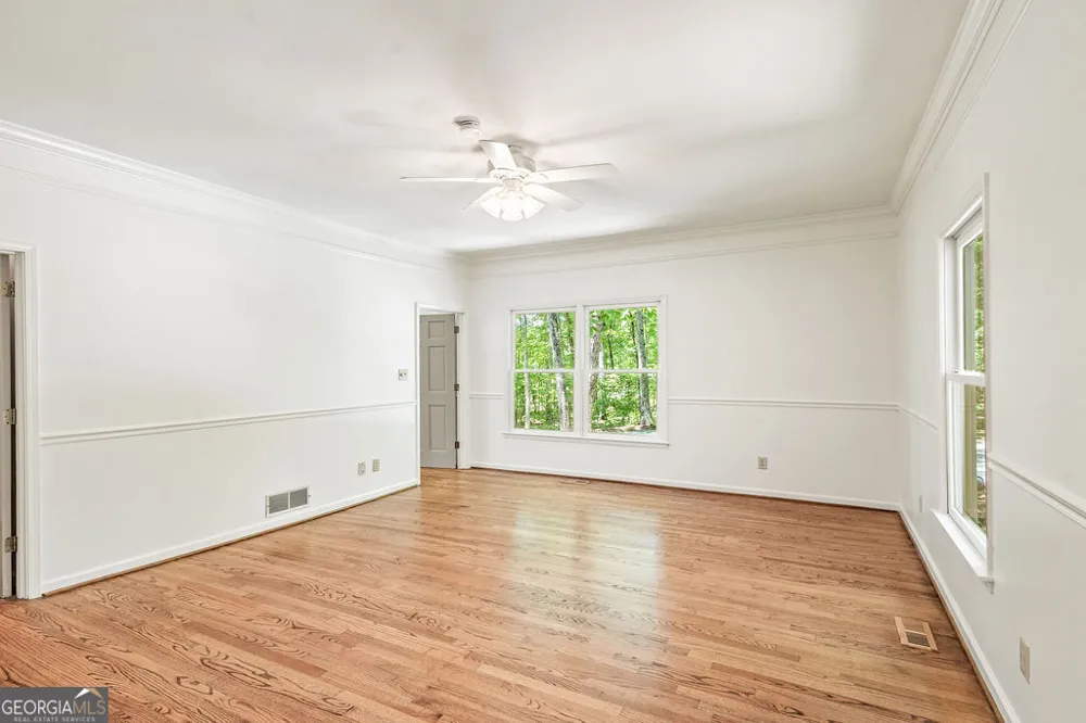 230 Haynes RD Moreland, GA 30259