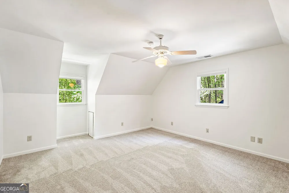 230 Haynes RD Moreland, GA 30259