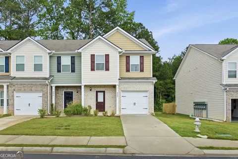 8684 Lakeview CMNS