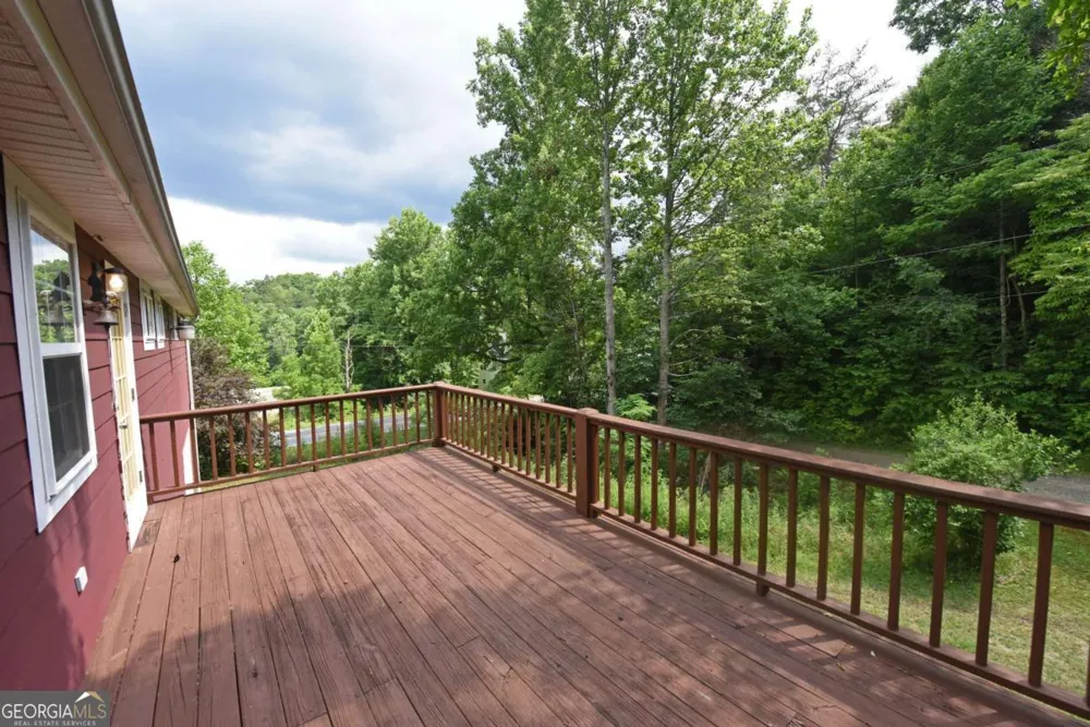 34 Summerhill LN Blairsville, GA 30512