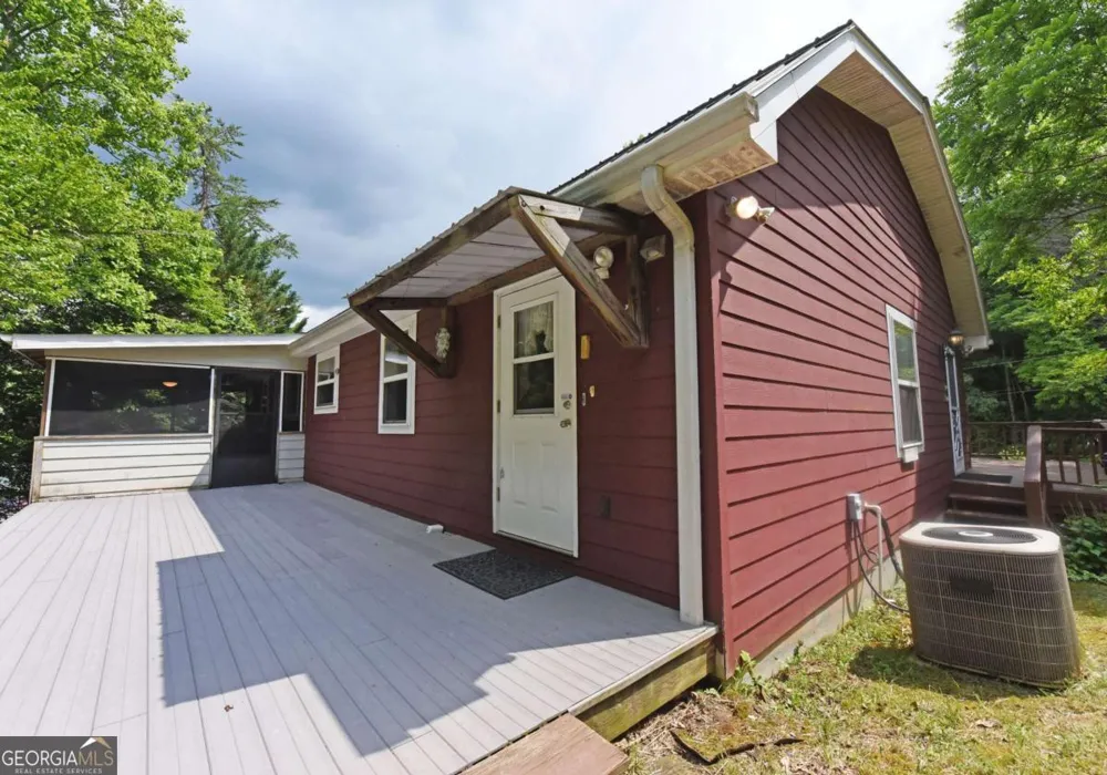 34 Summerhill LN Blairsville, GA 30512