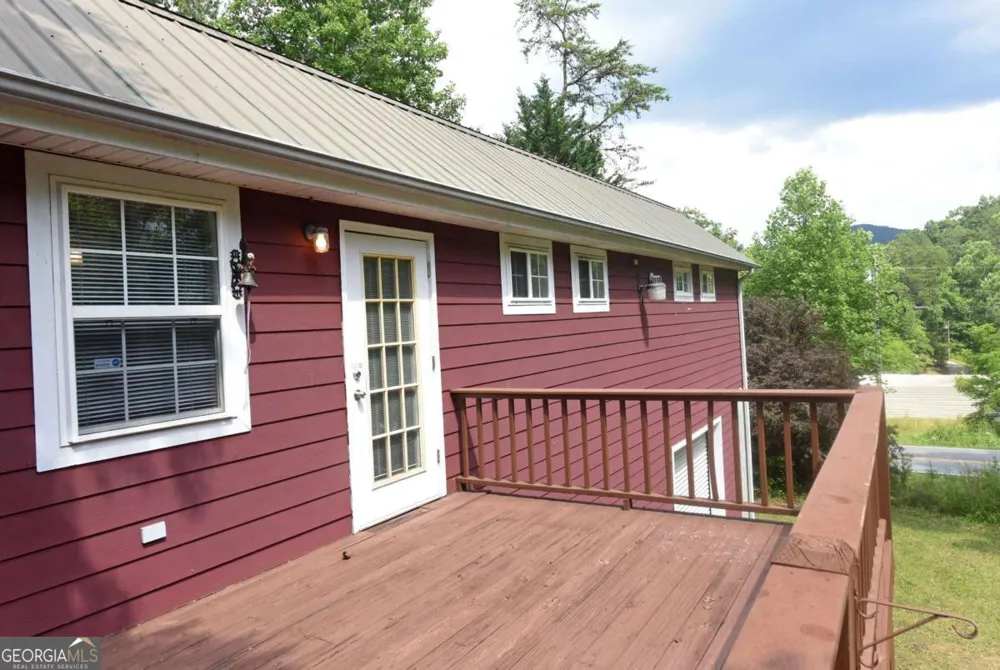 34 Summerhill LN Blairsville, GA 30512