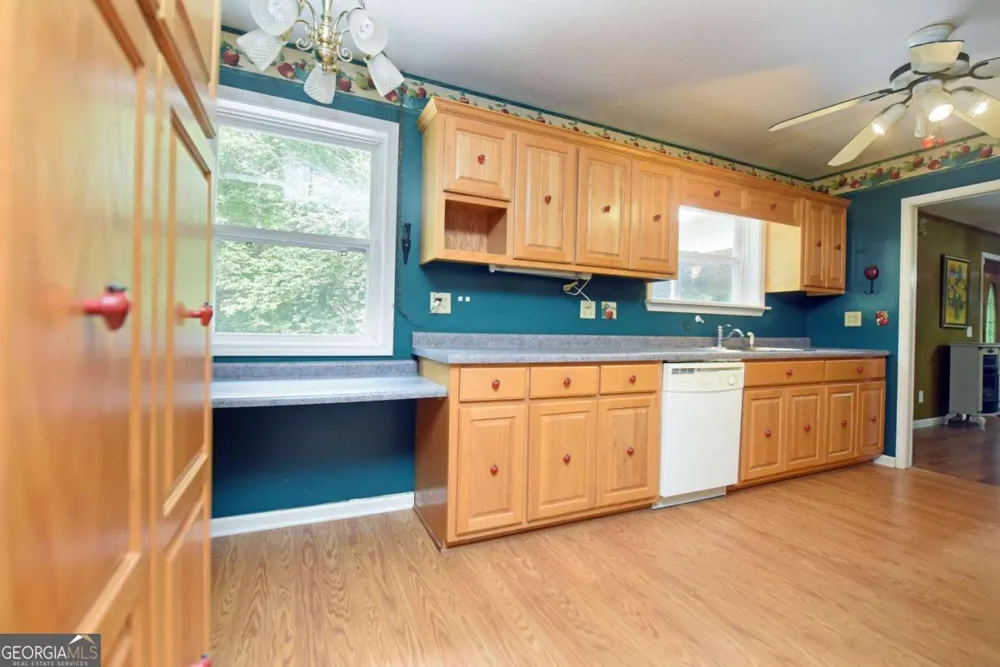 34 Summerhill LN Blairsville, GA 30512