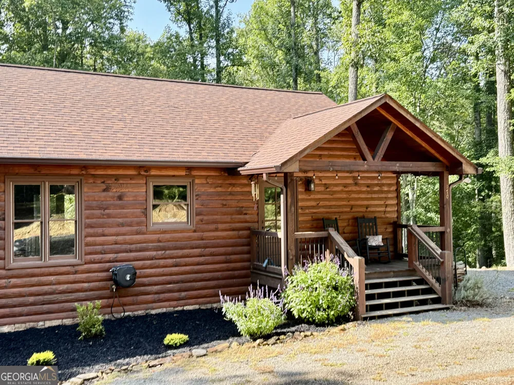 170 Ross DR Mineral Bluff, GA 30559